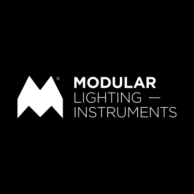 Modular Lighting Instruments (Supermodular) Designerleuchten Hersteller (Logo)